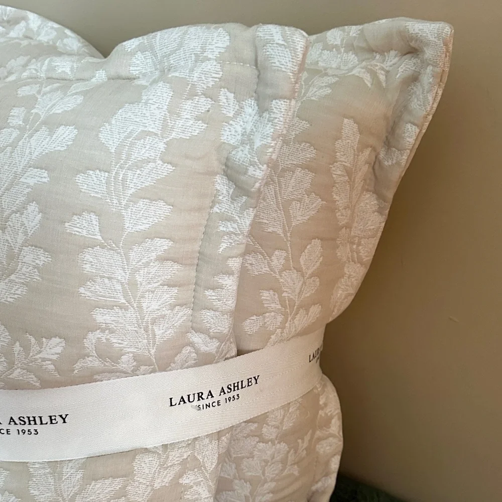 Laura Ashley Waxham Pillows White & Ivory Leaf Print Set of 2 Gorgeous! NEW!